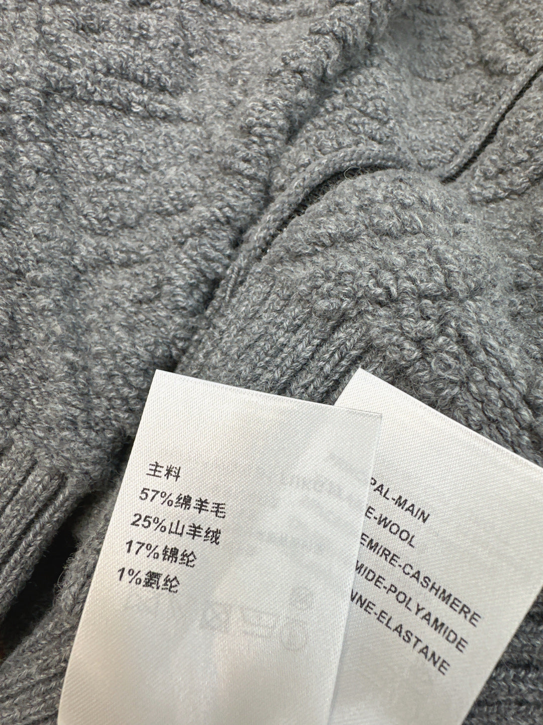 Loui 25fw hooded jacket