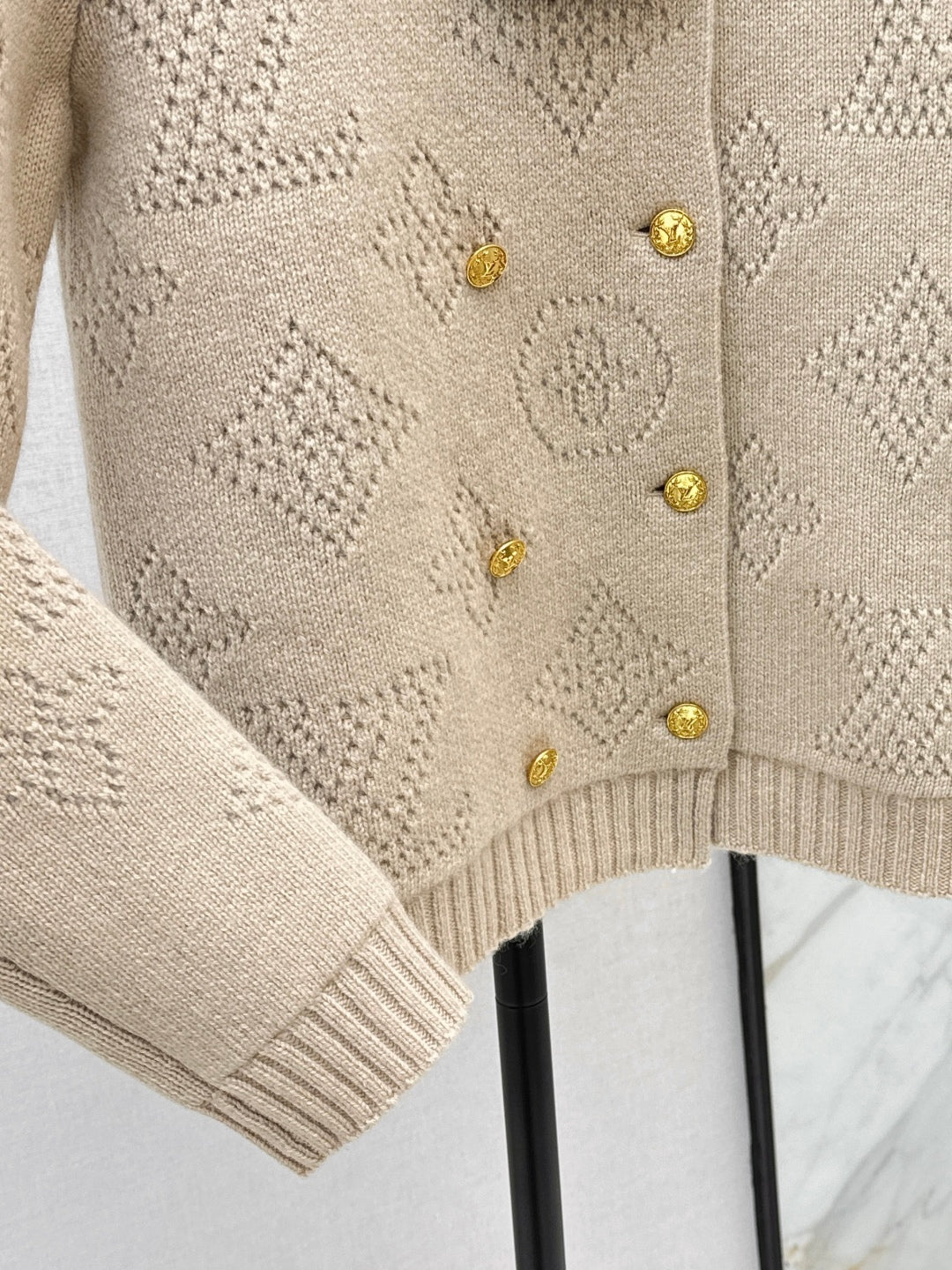 Loui 25fw knit cardigan