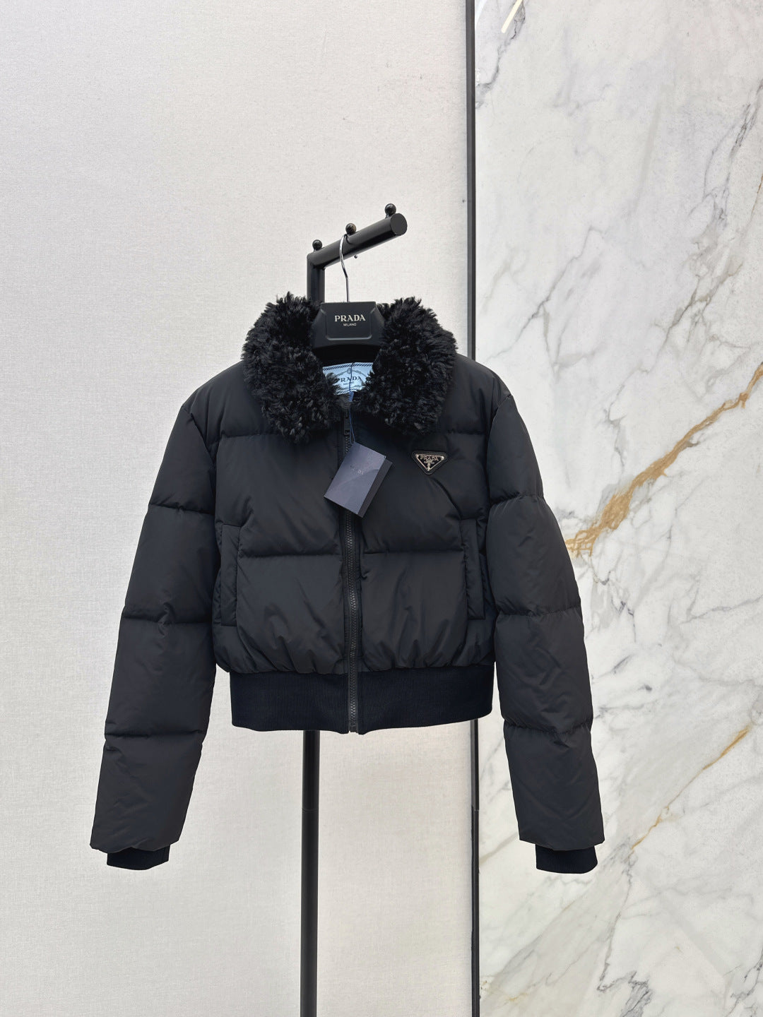 Pra 25fw down jacket