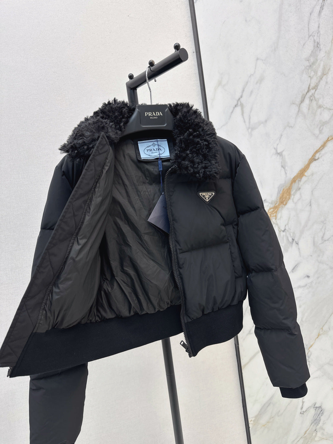 Pra 25fw down jacket