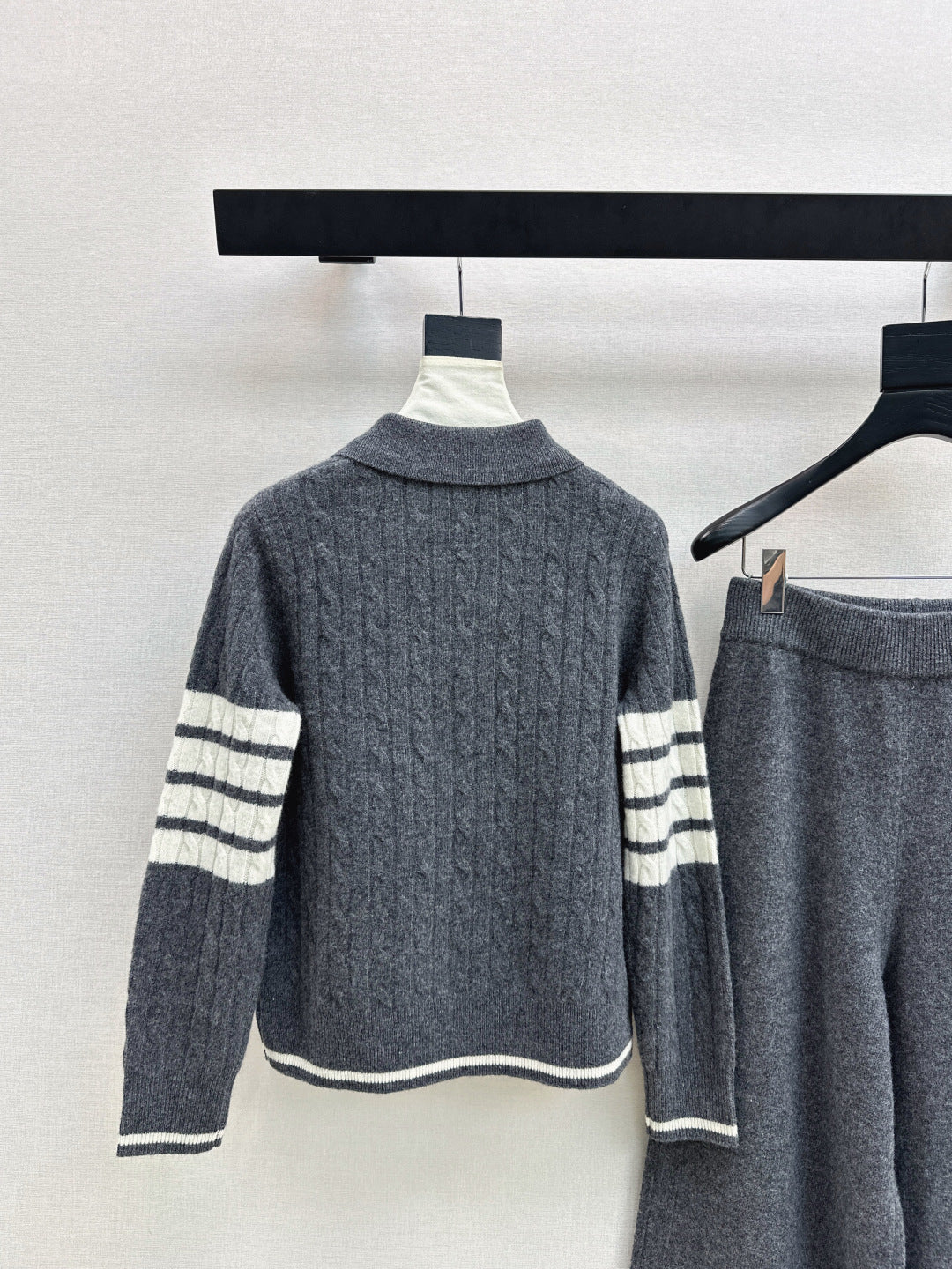 Thom 25fw sweater pants sets