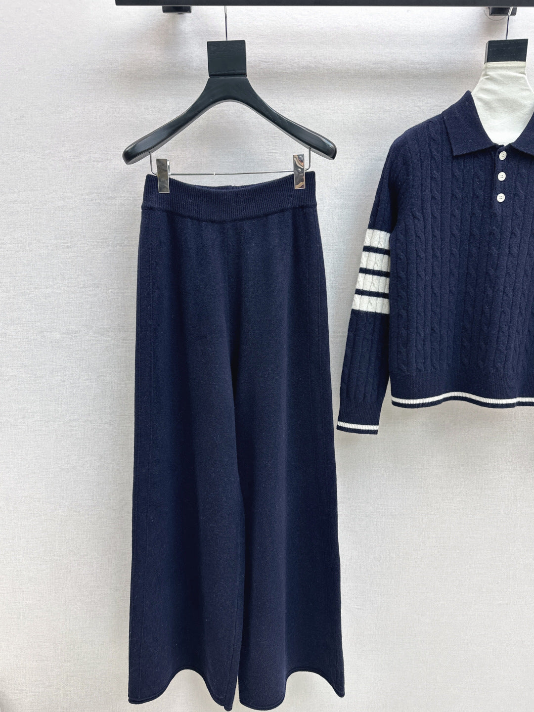 Thom 25fw sweater pants sets