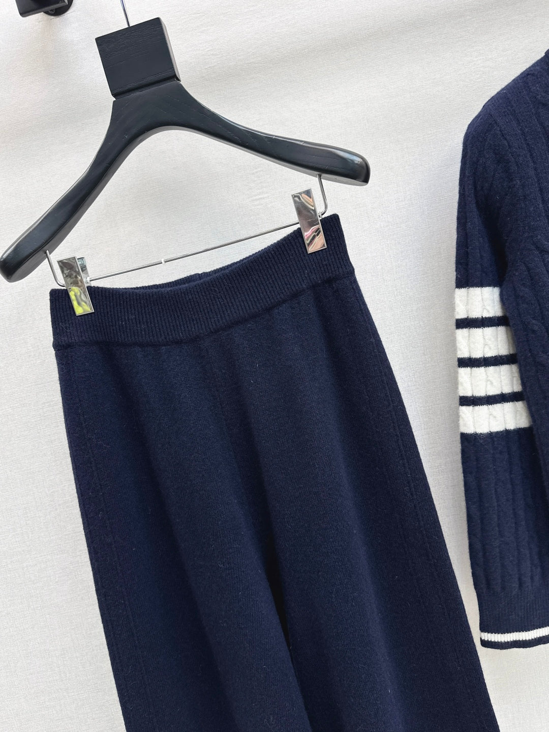 Thom 25fw sweater pants sets