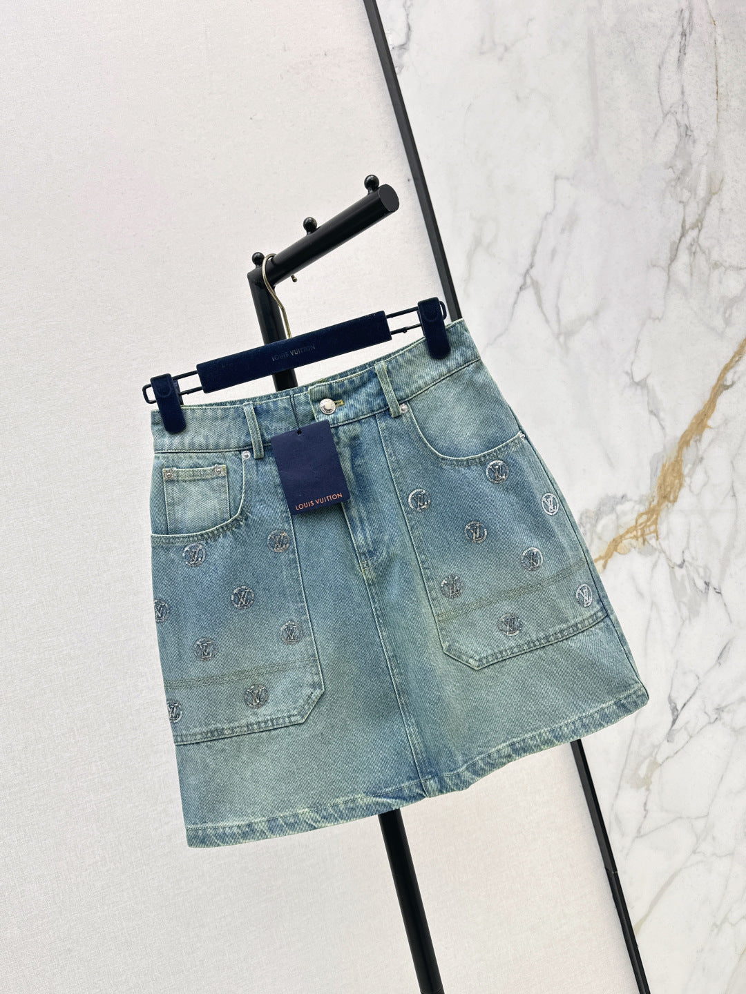 Loui 25fw denim skirt