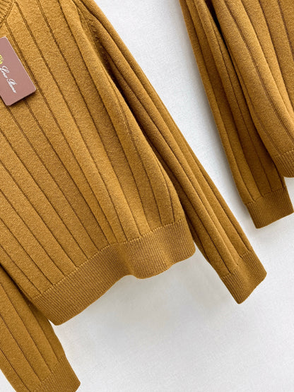 Loro 25fw wool sweater