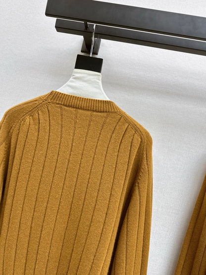 Loro 25fw wool sweater