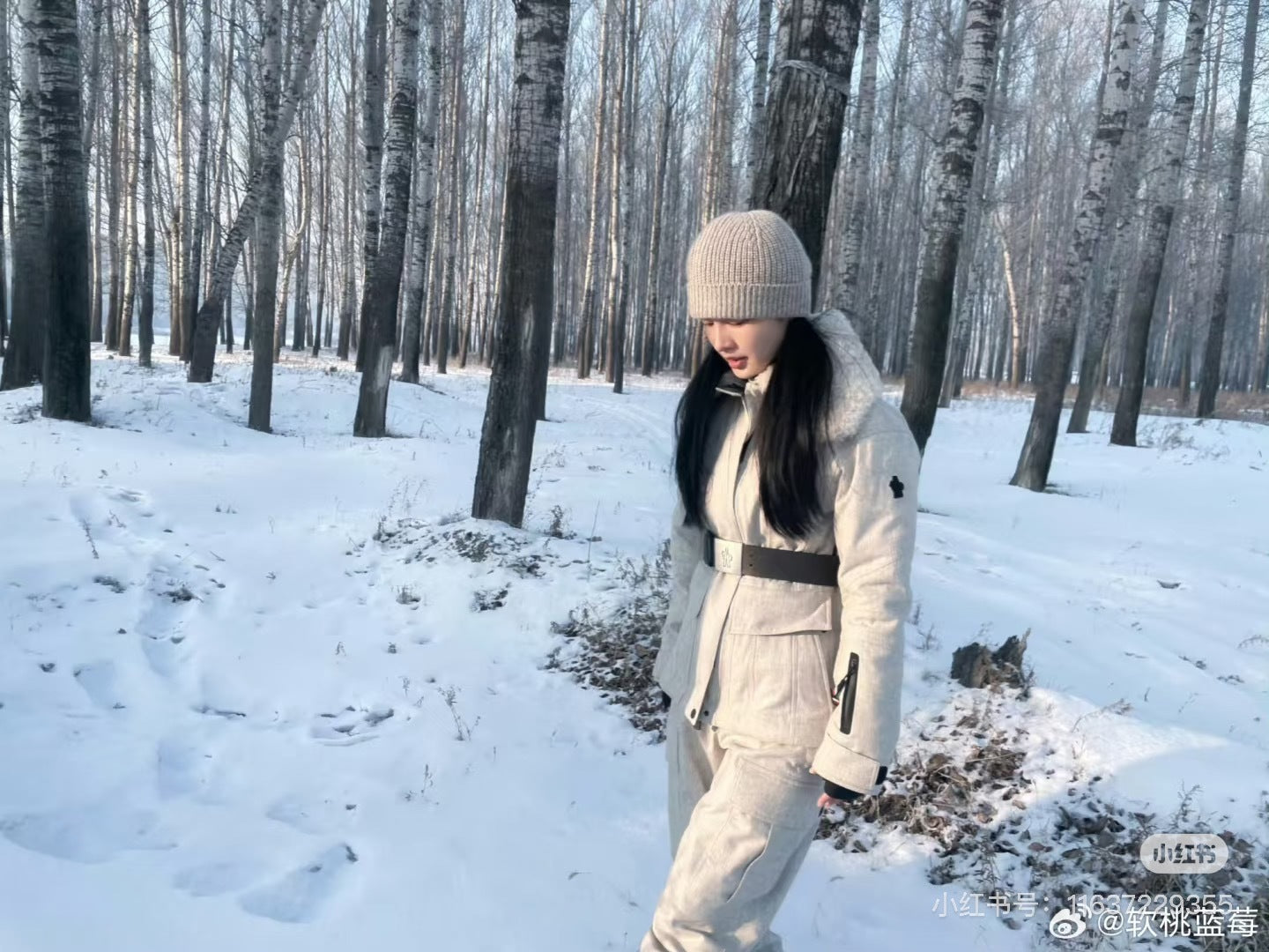 Monc 25fw hooded down jacket