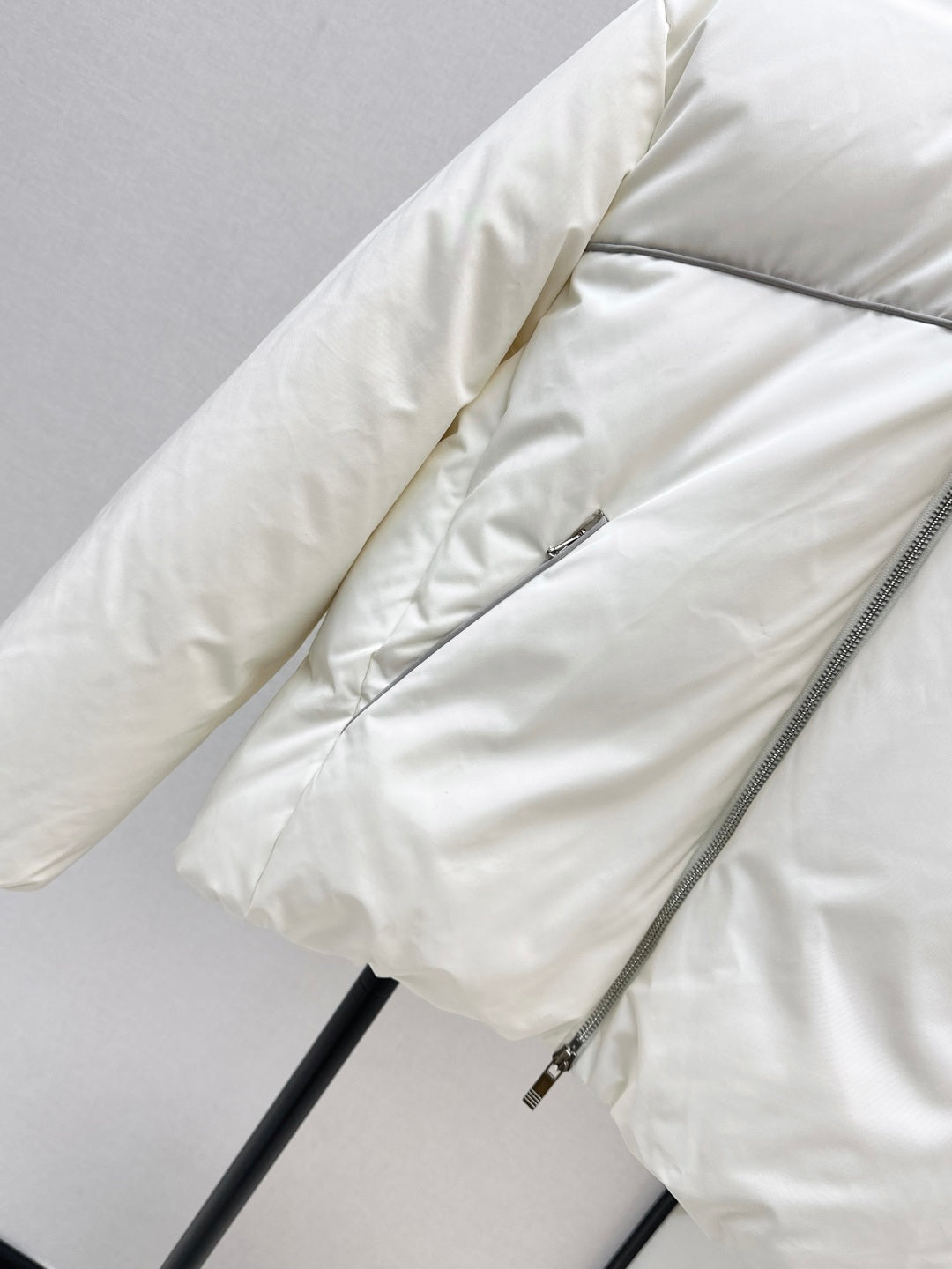 Thom 25fw down jacket