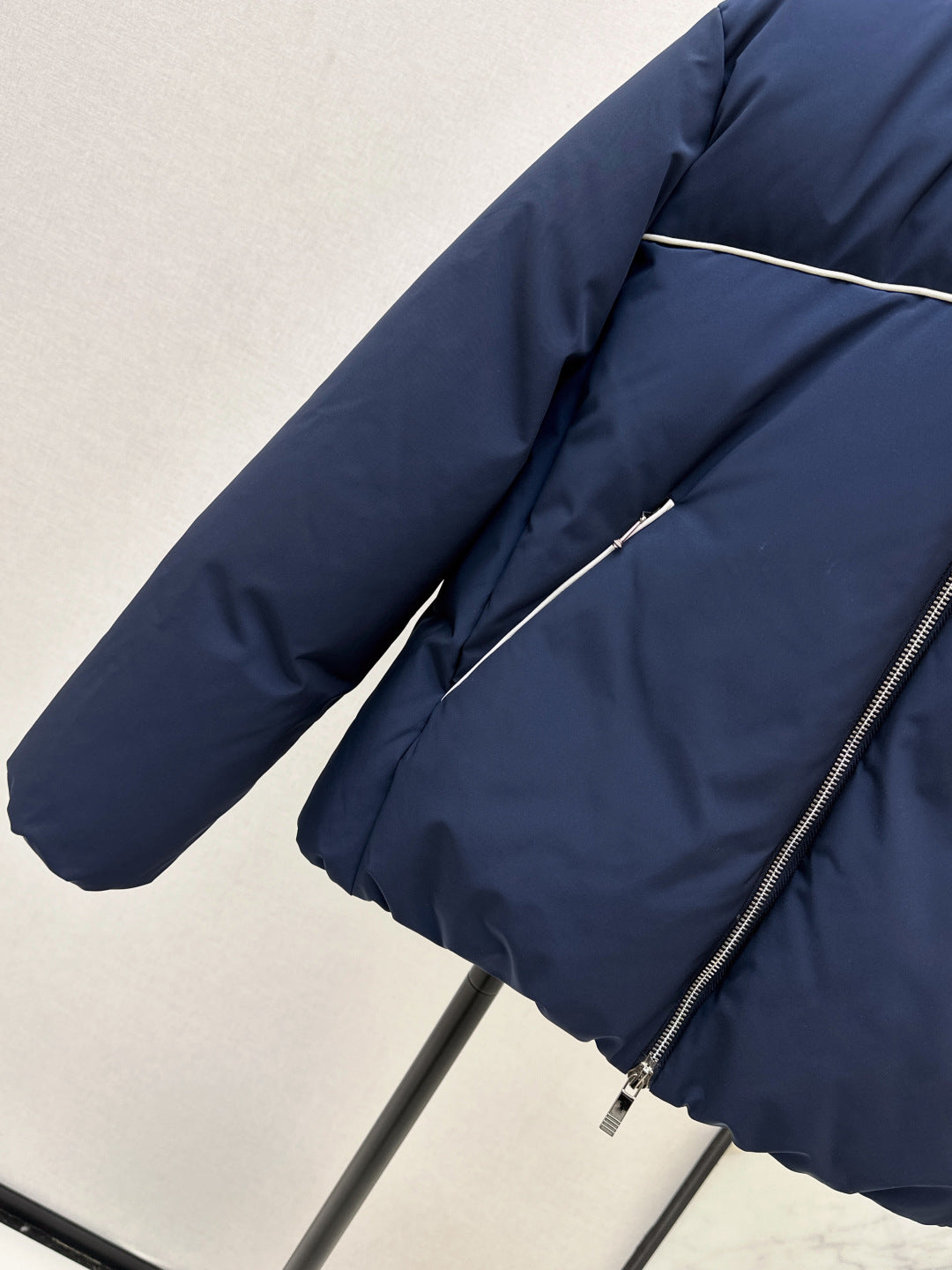 Thom 25fw down jacket