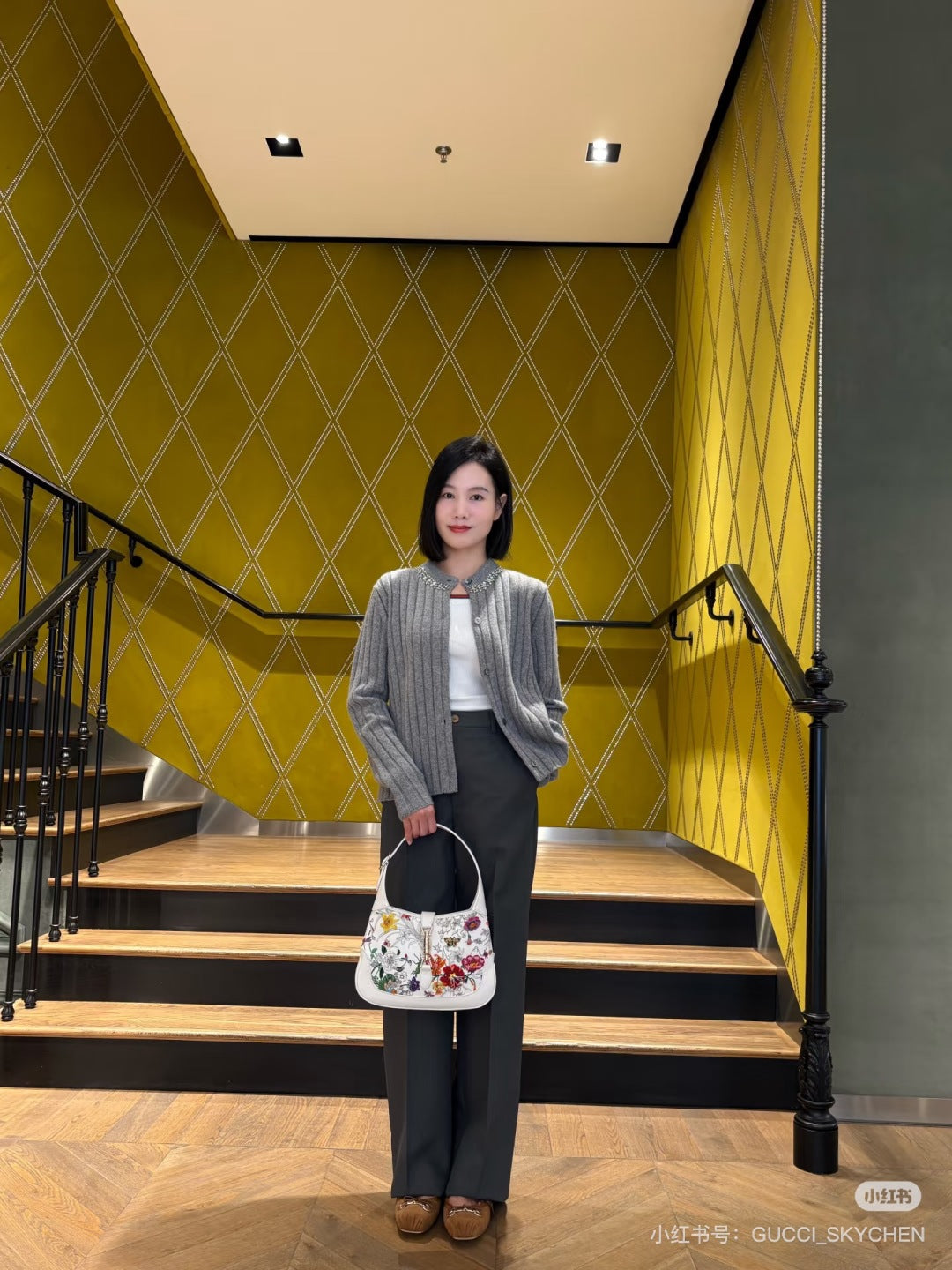 Guc 25fw british style cardigan