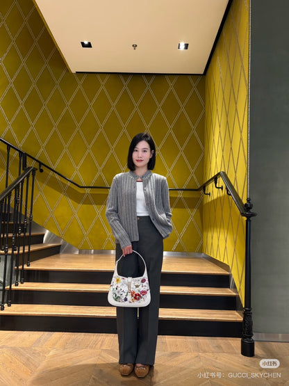 Guc 25fw british style cardigan