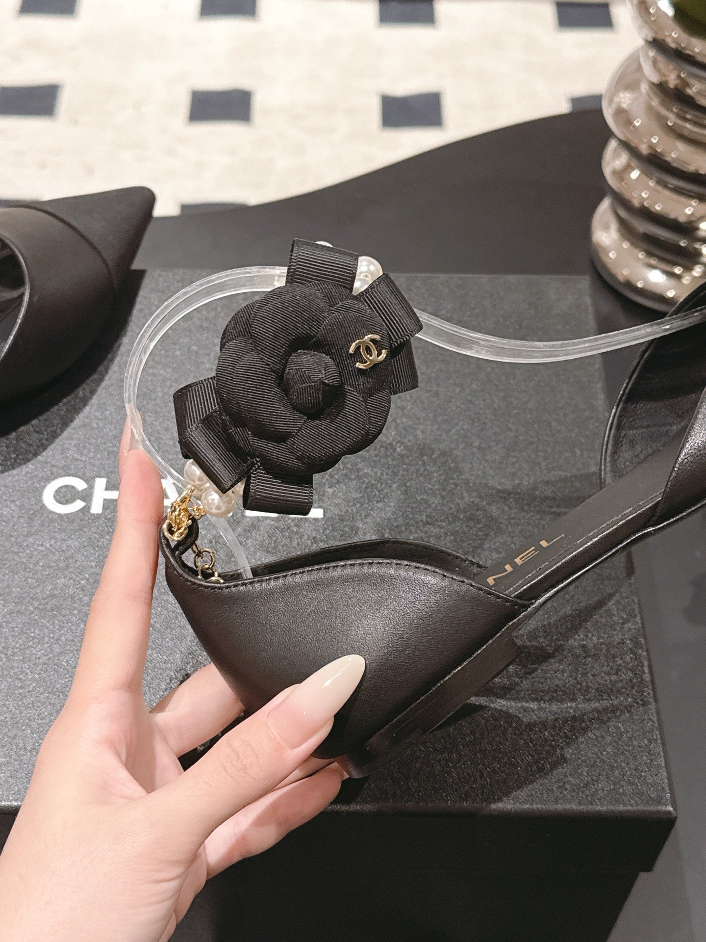 Chan 25fw slingback flats