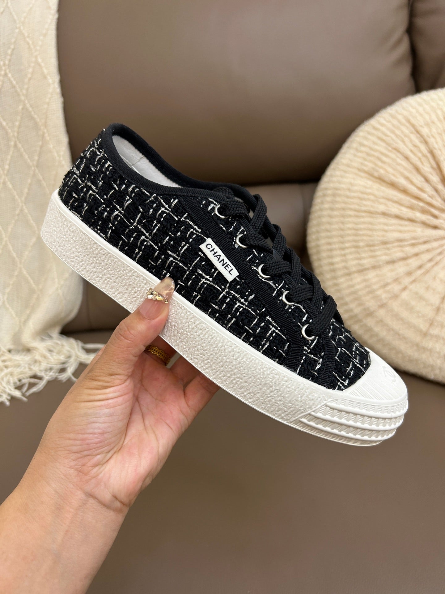 Chan 25fw causal canvas sneakers
