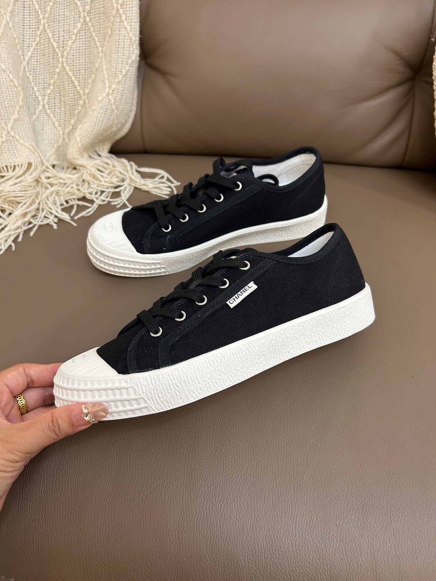 Chan 25fw casual sneakers