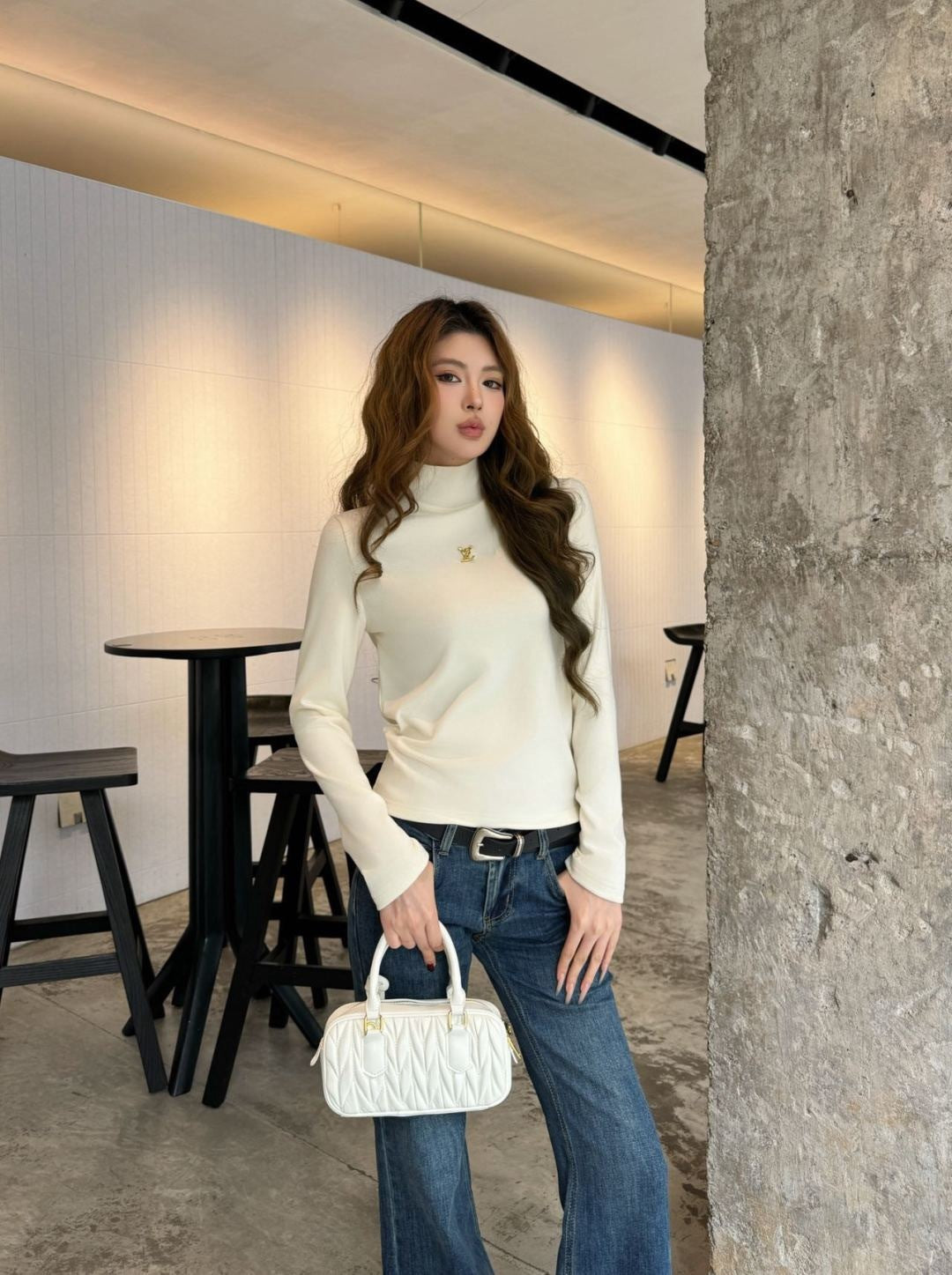 Loui 25fw base layer