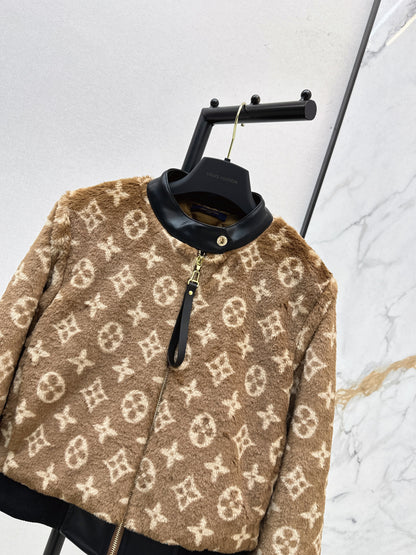 Loui 25fw fleece jacket