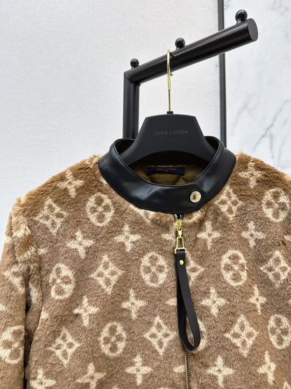 Loui 25fw fleece jacket