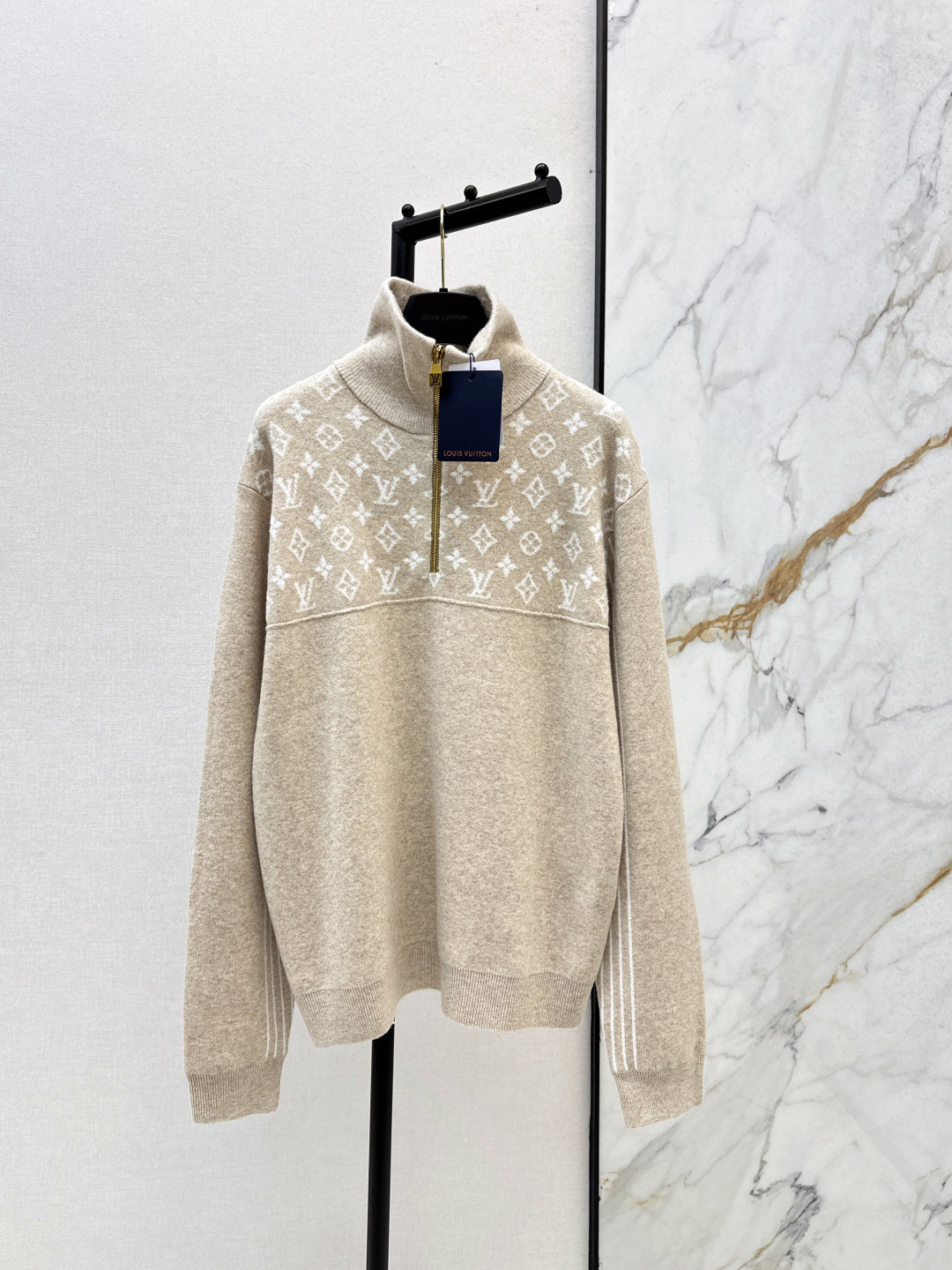 Loui 25fw sweater