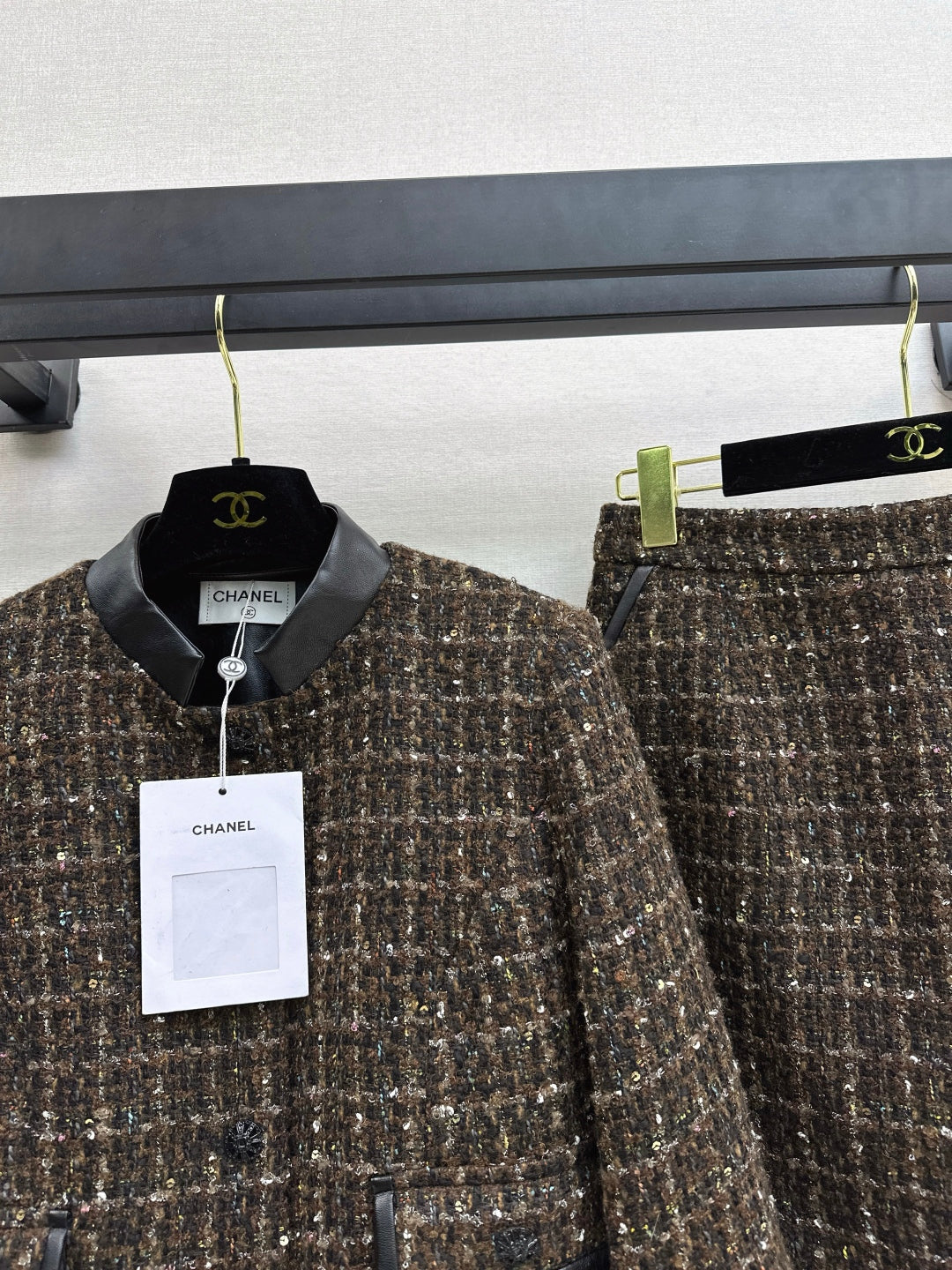 Chan 25fw tweed suit