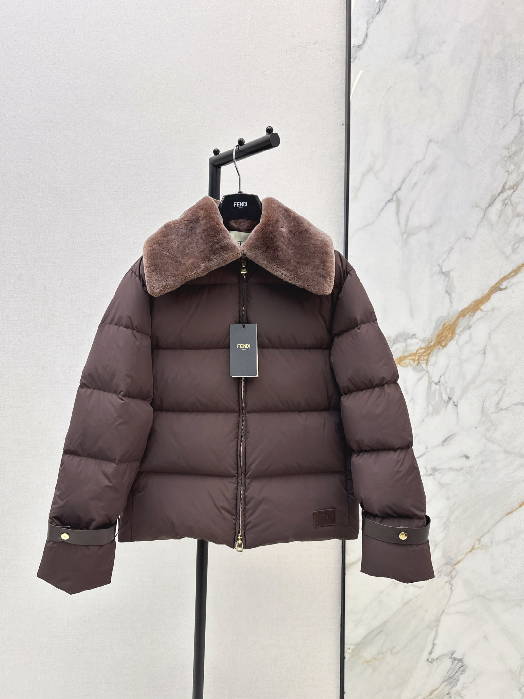 Fend 25fw down jacket