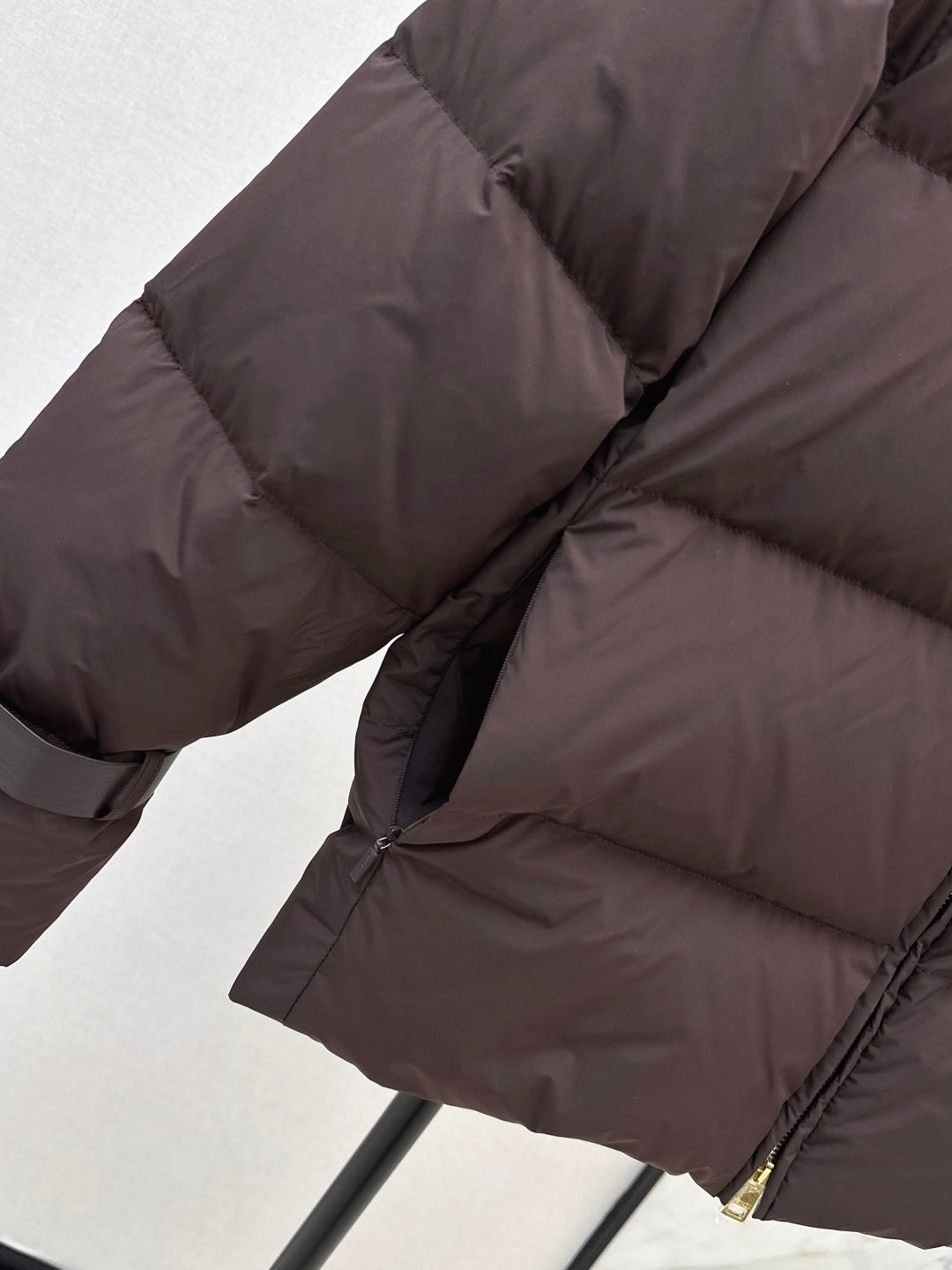 Fend 25fw down jacket