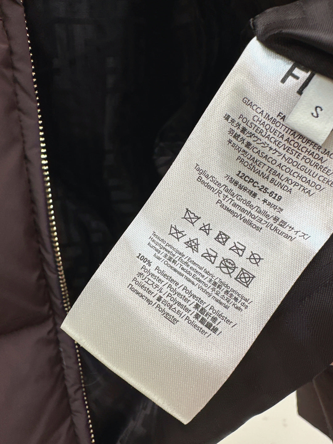 Fend 25fw down jacket