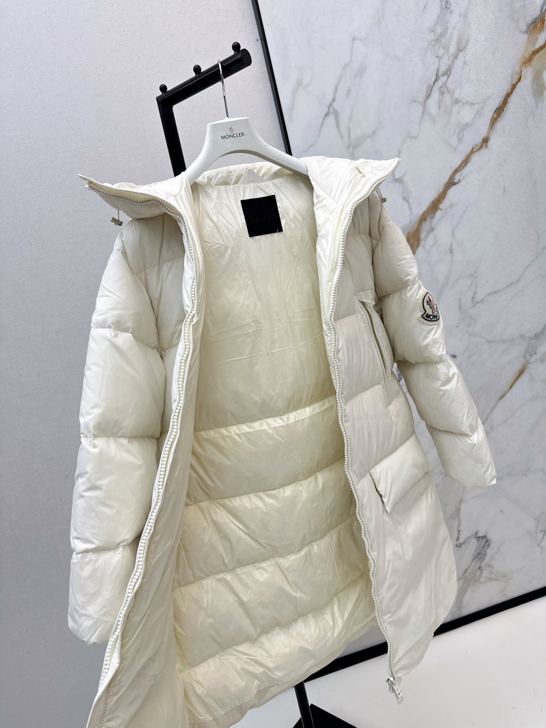 Monc 25fw down jacket