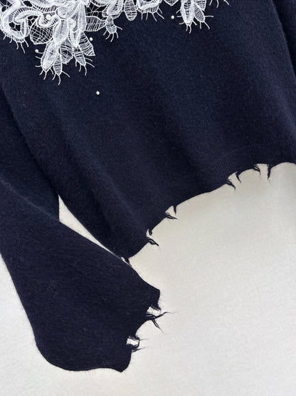 Es 25fw embroidery sweater