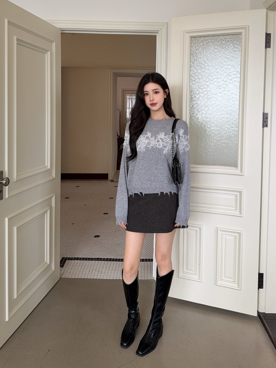 Es 25fw embroidery sweater