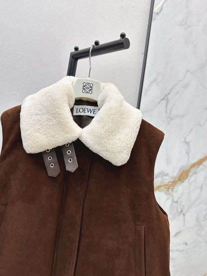 Loe 25fw suede vest