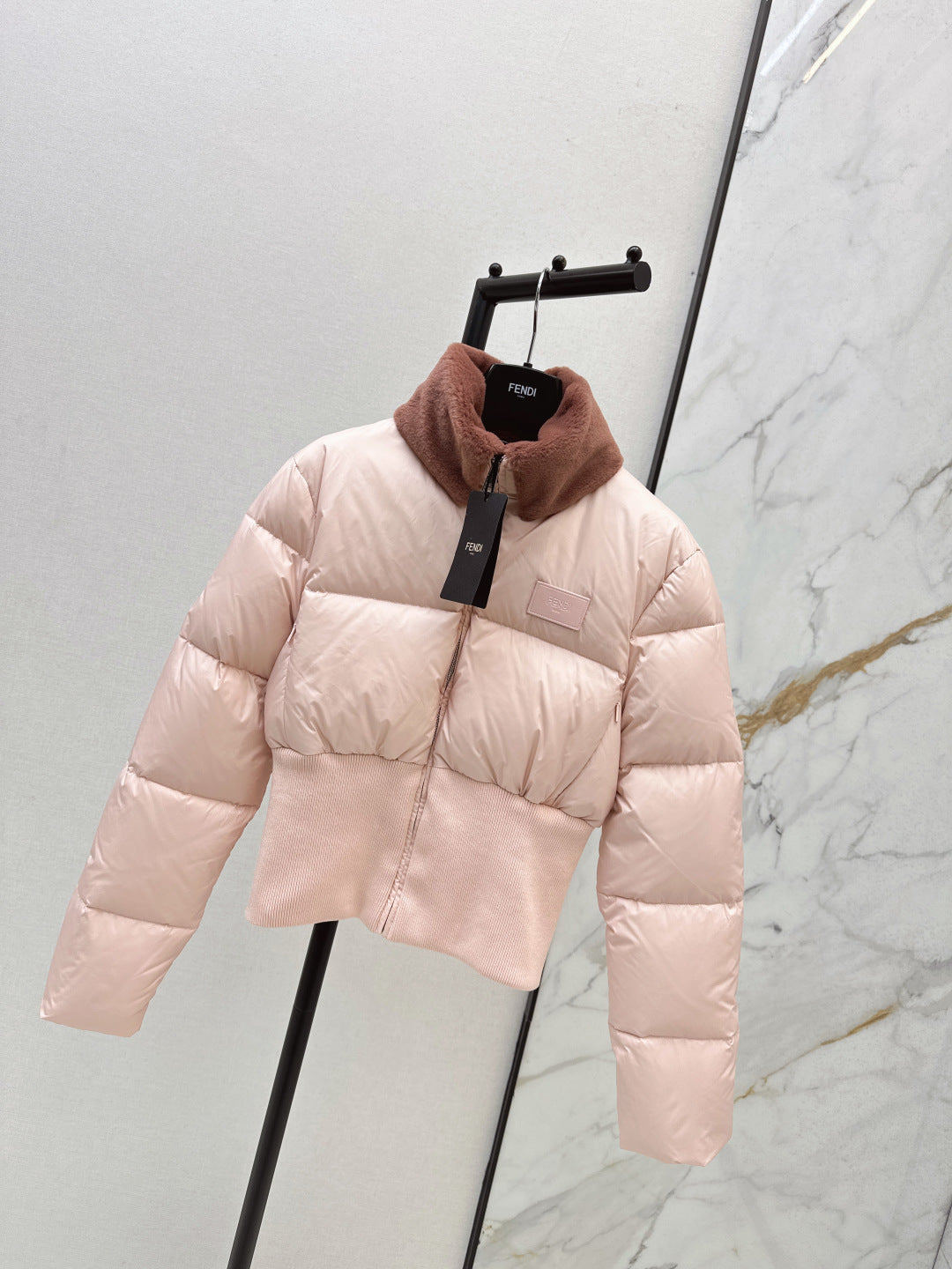 Fend 25fw down jacket