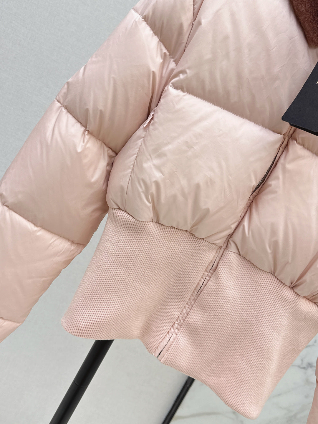 Fend 25fw down jacket