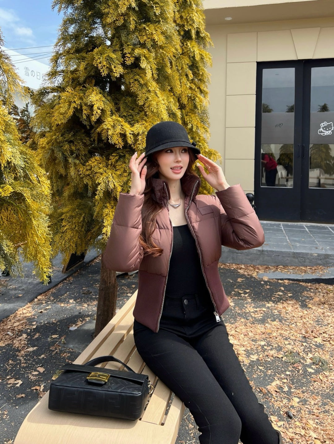 Fend 25fw down jacket