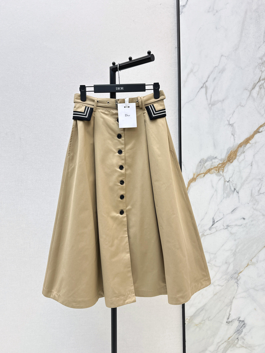 CD 25fw skirt