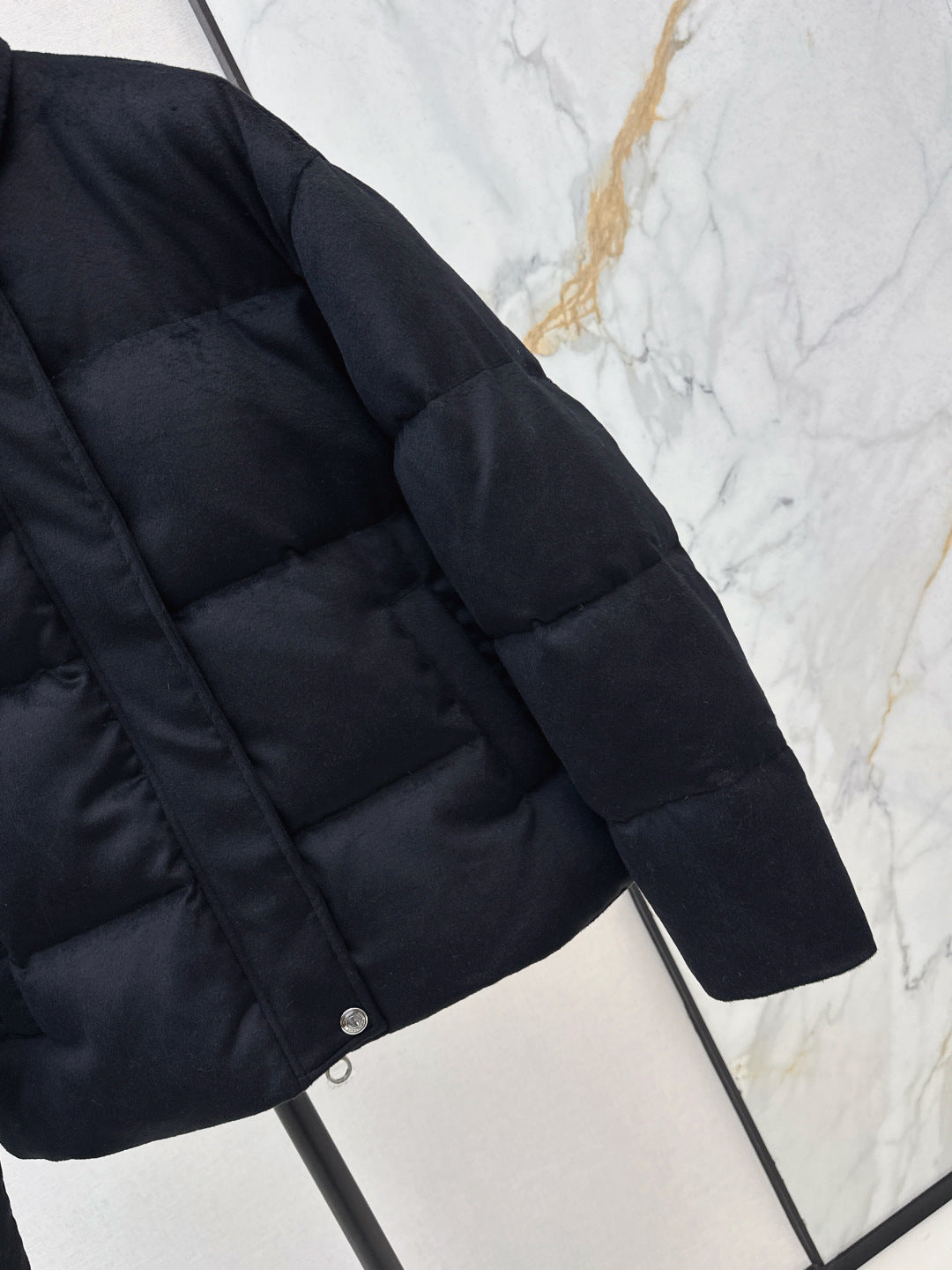 Loro 25fw down jacket