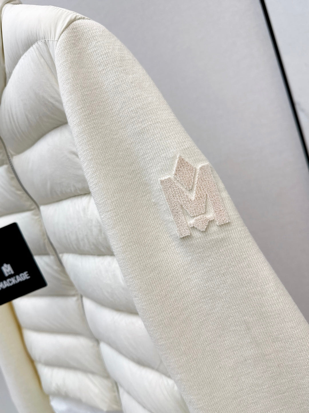 Monc 25fw down jacket