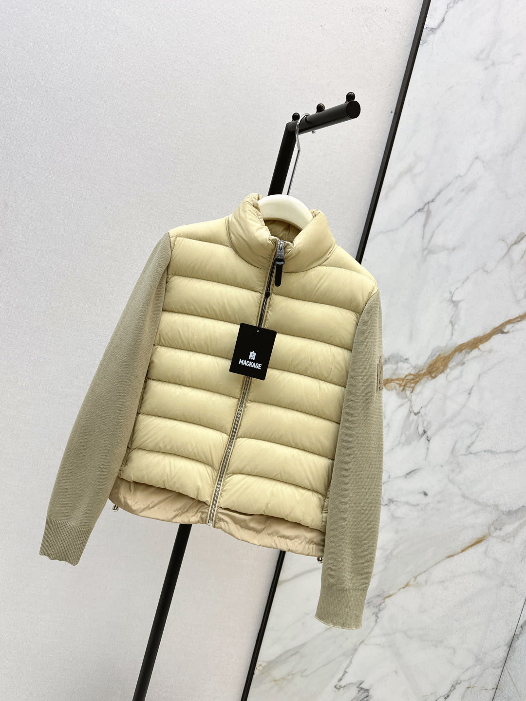 Monc 25fw down jacket