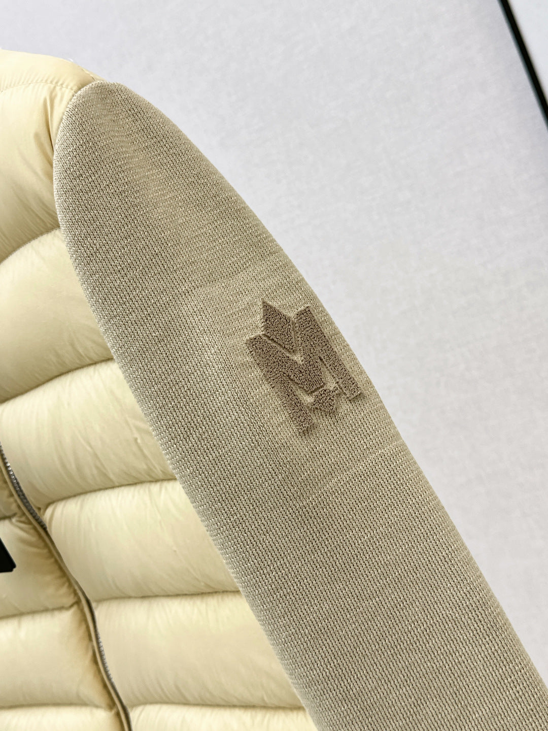 Monc 25fw down jacket