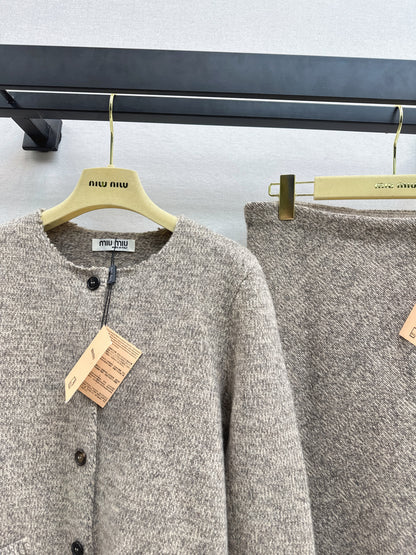 Miu 25fw knit cardigan skirt set