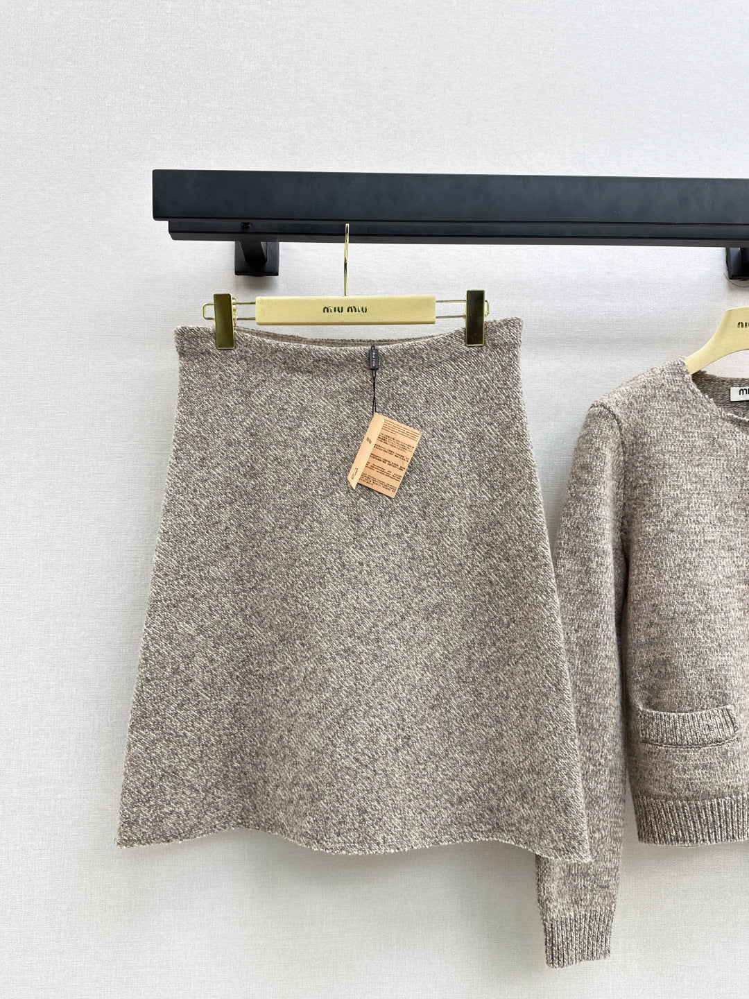 Miu 25fw knit cardigan skirt set