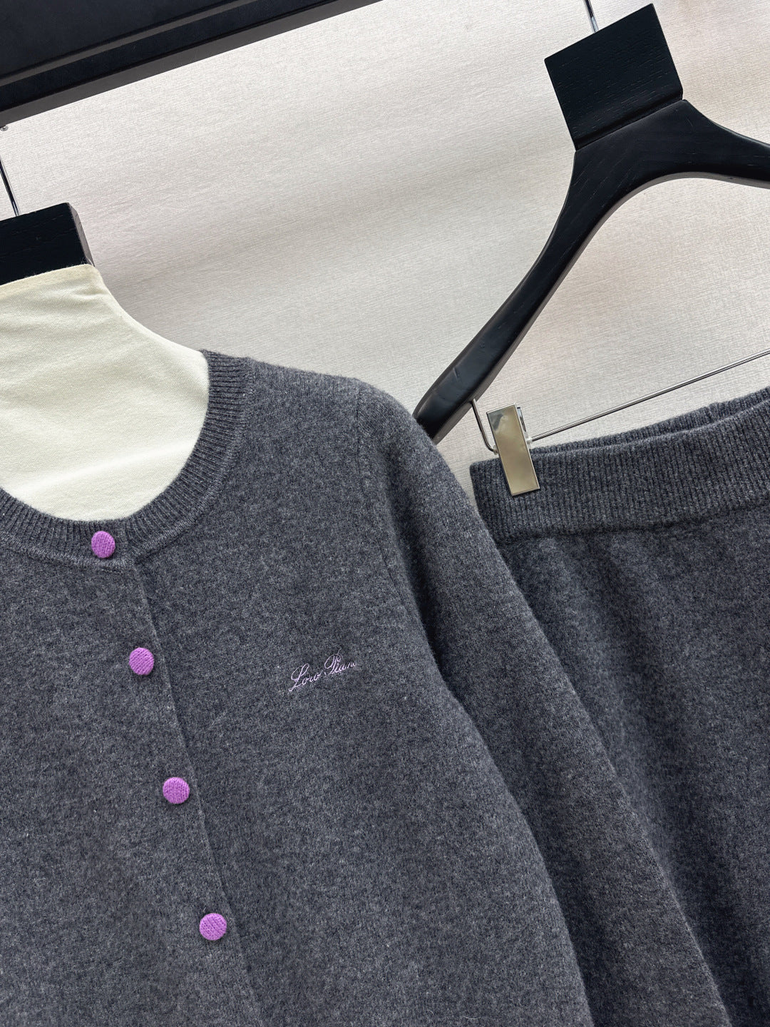 Loro 25fw knit sweater cardigan pants set