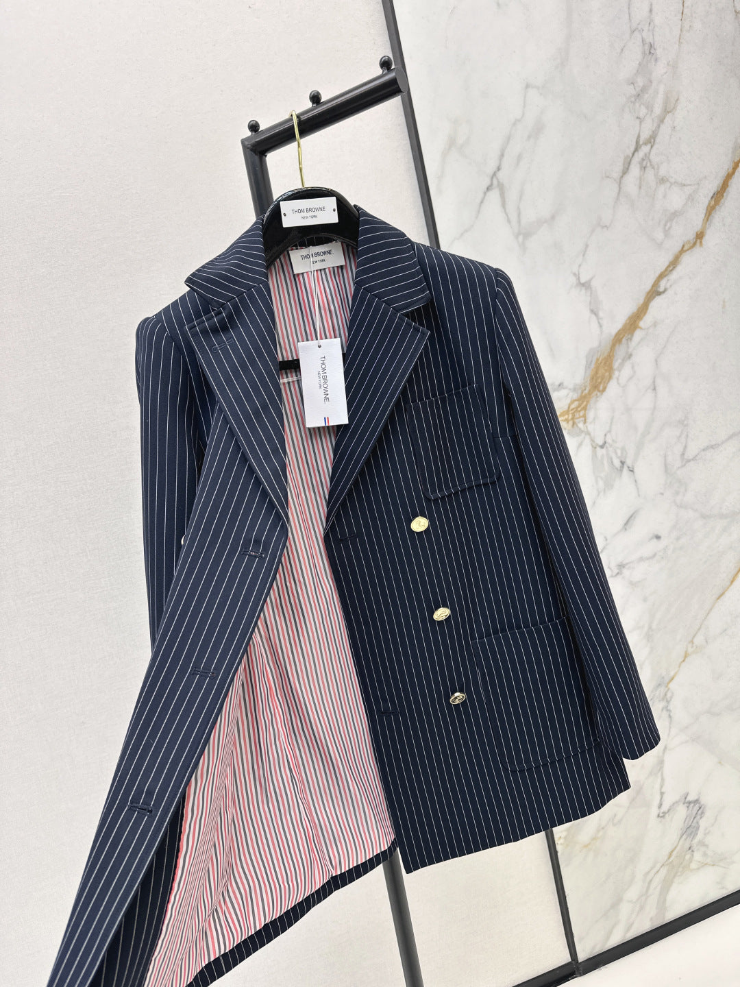 Thom 25fw stripe blaze