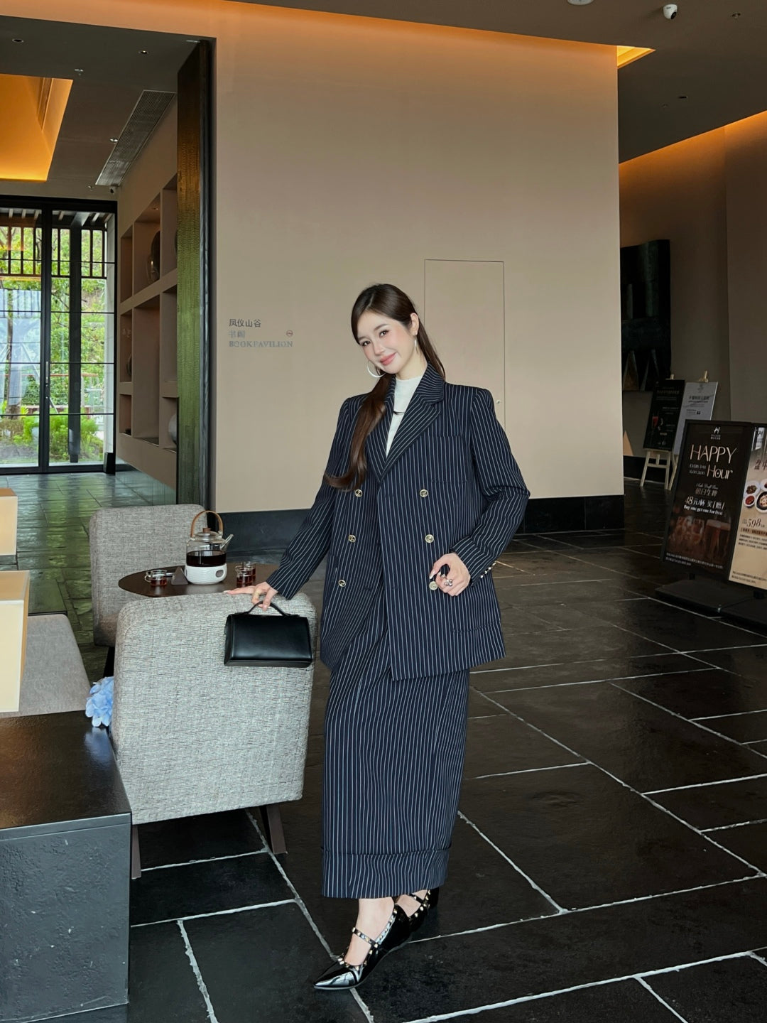 Thom 25fw stripe blaze