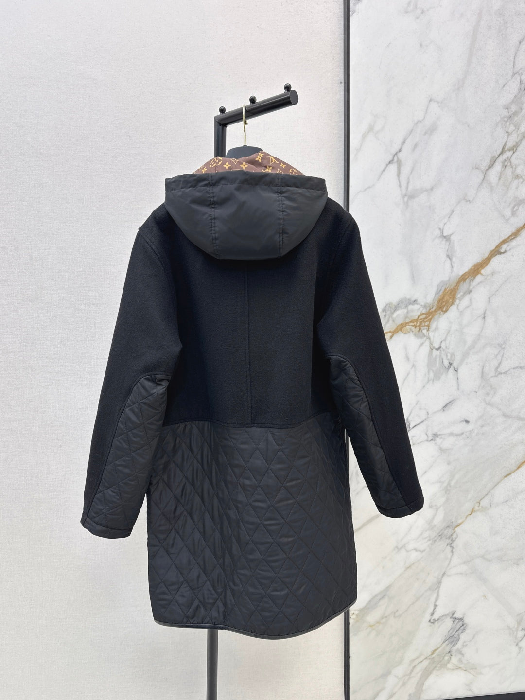 Loui 25fw padded jacket