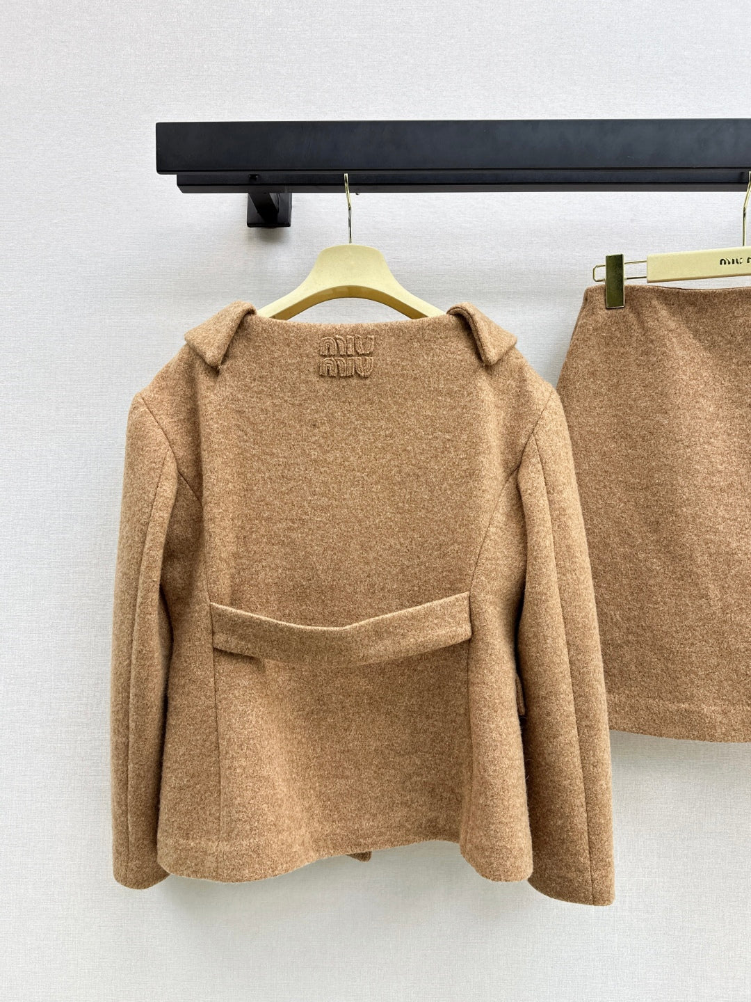 Miu 25fw vintage jacket skirt