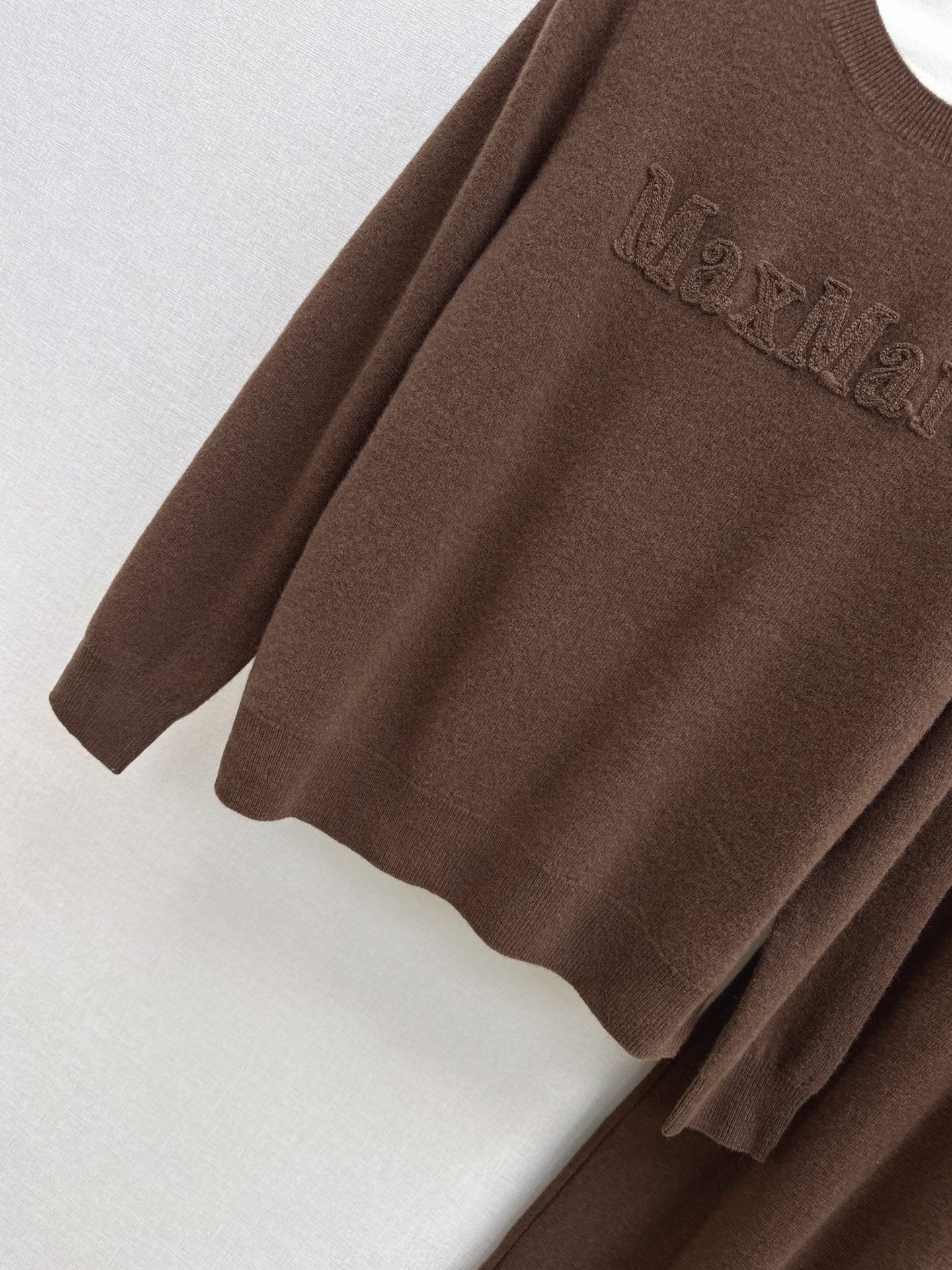 Max 25fw sweater pants set