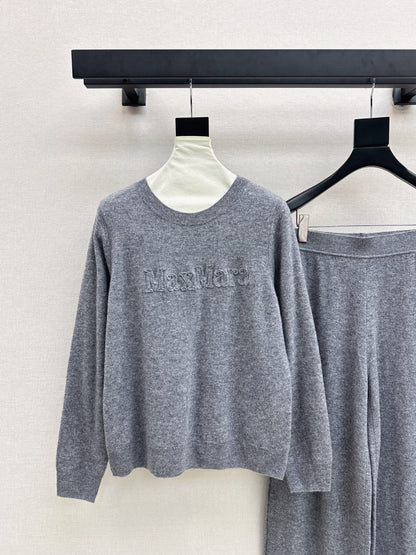 Max 25fw sweater pants set