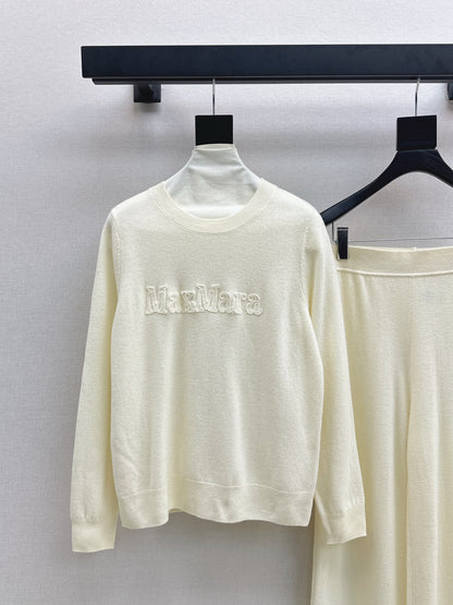 Max 25fw sweater pants set