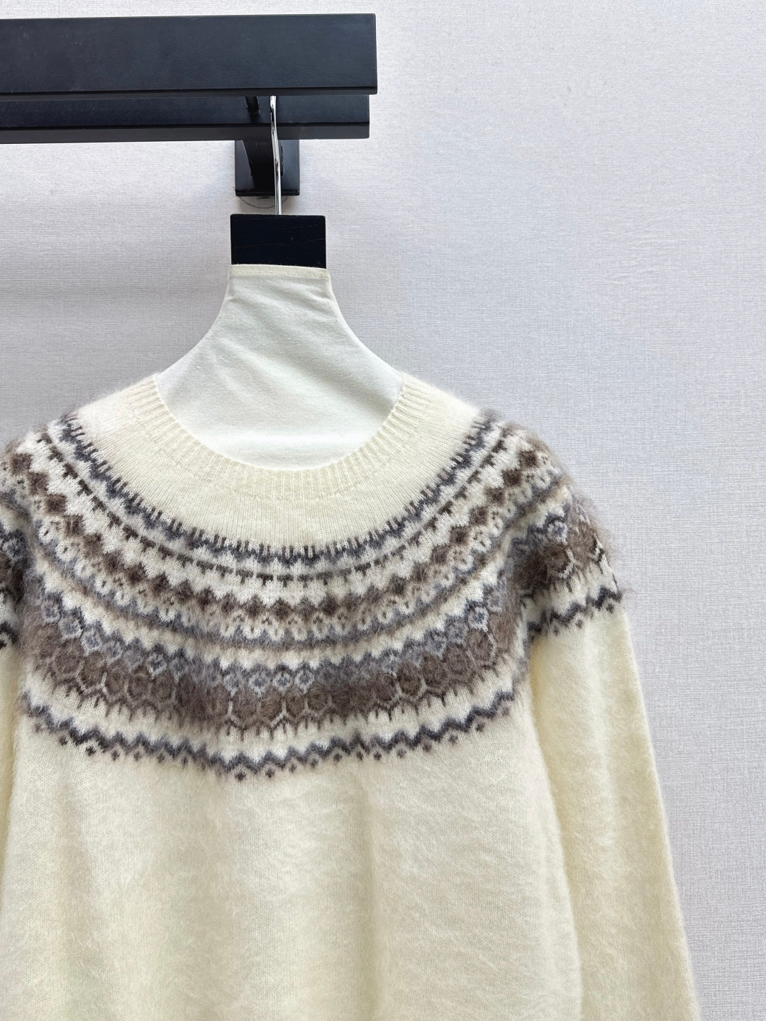Loro 25fw knit sweater