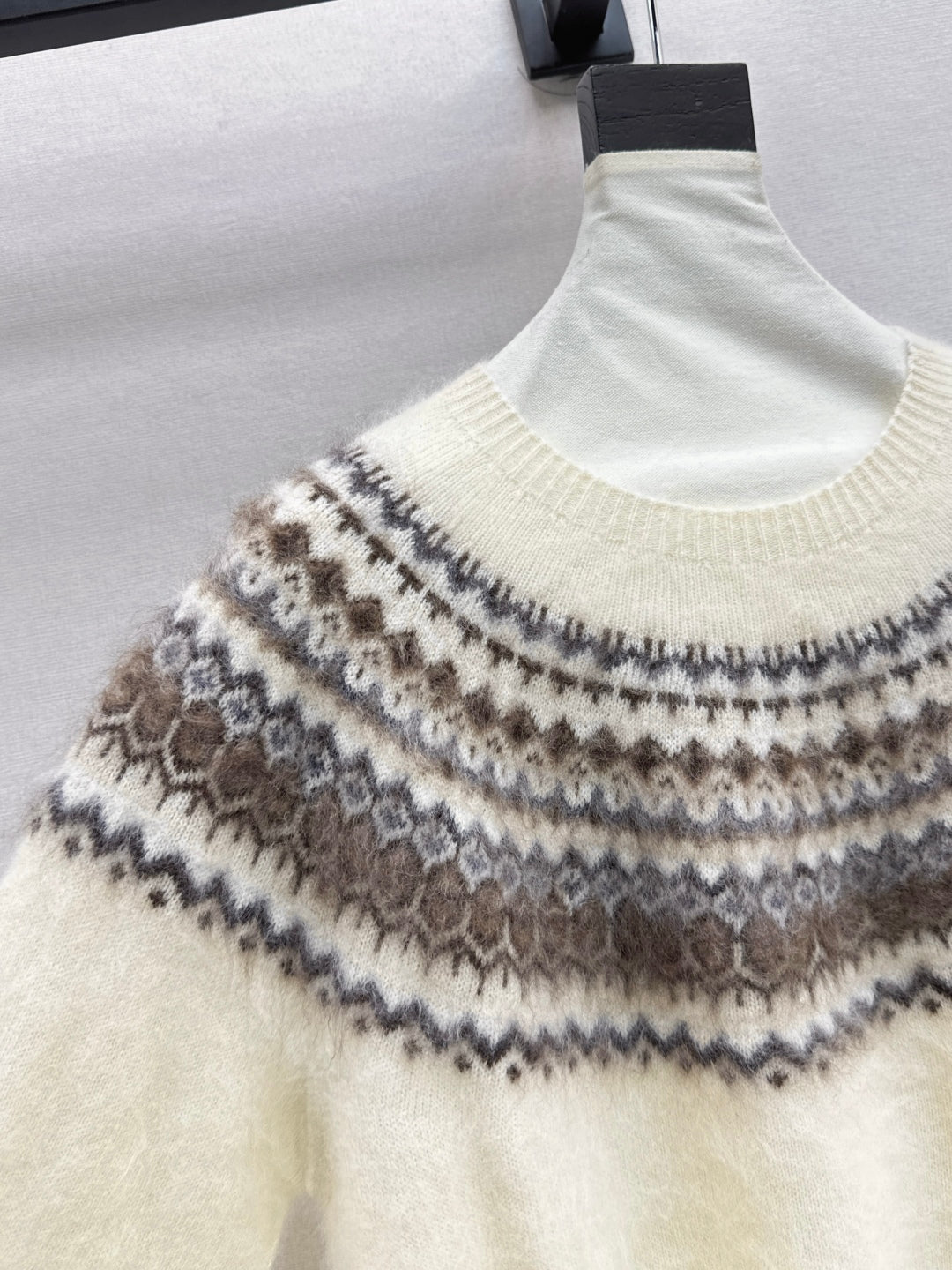 Loro 25fw knit sweater